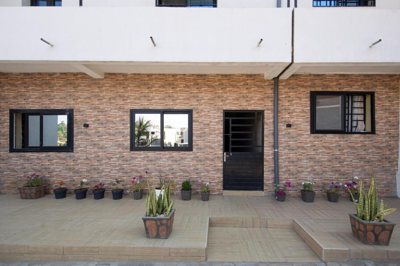 Milestone City Appartements - Avec Restaurant - Sans Coupure D'Electricite - Vues Imprenables Antananarivo Eksteriør billede
