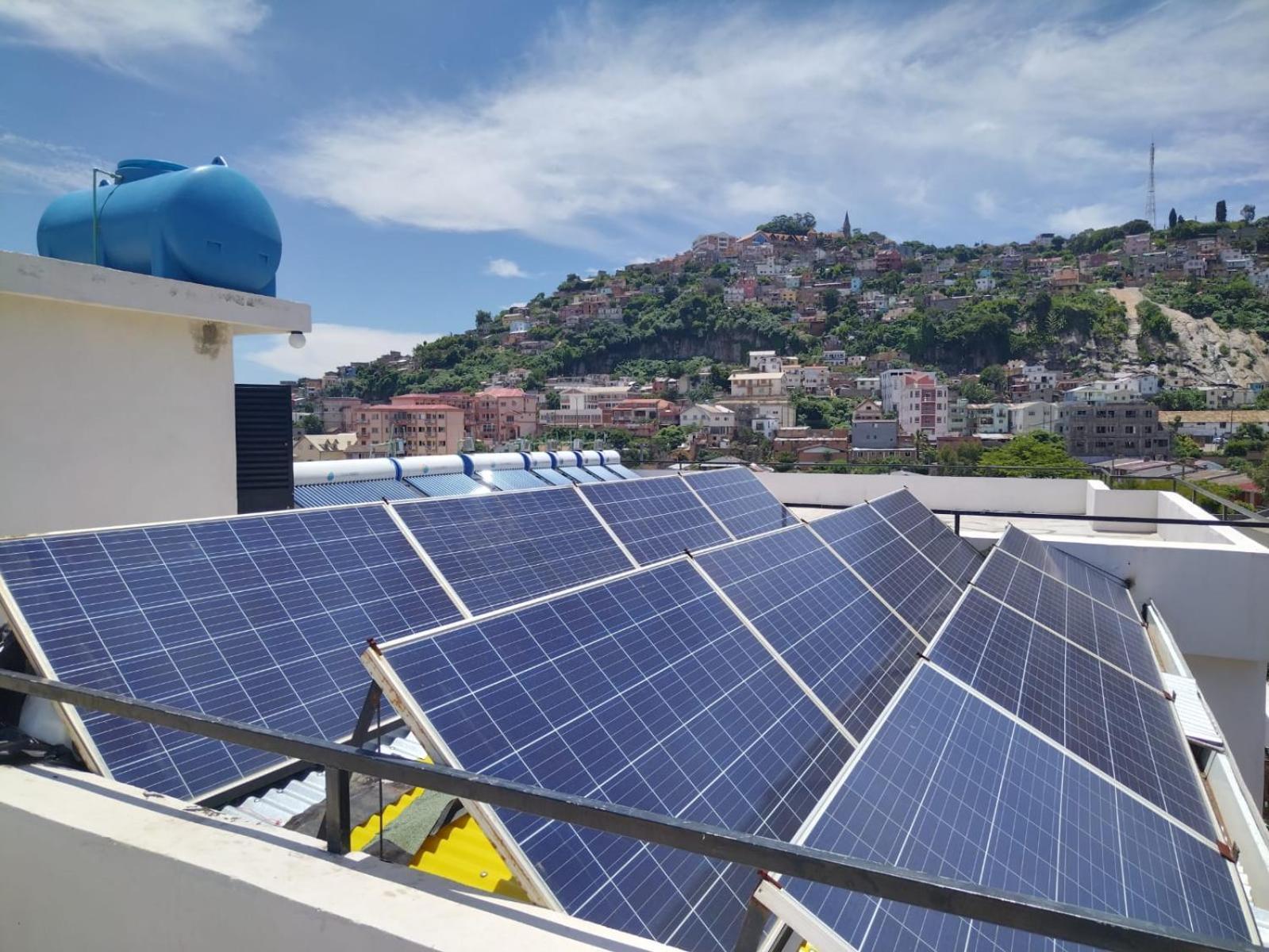 Milestone City Appartements - Avec Restaurant - Sans Coupure D'Electricite - Vues Imprenables Antananarivo Eksteriør billede